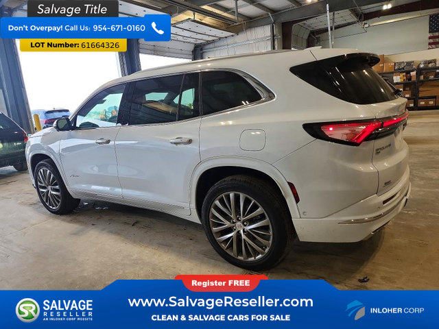 Used 2026 Buick Enclave Avenir AWD/4WD image 3