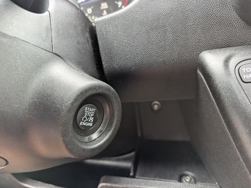 Used 2024 RAM ProMaster 2500 w/ Convenience Group FWD image 20