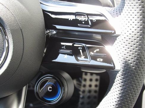 New 2025 Mercedes-Benz GLC 43 AMG 4MATIC Coupe image 27