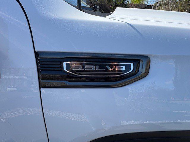 Used 2019 GMC Sierra 1500 AT4 w/ AT4 Premium Package AWD/4WD image 3