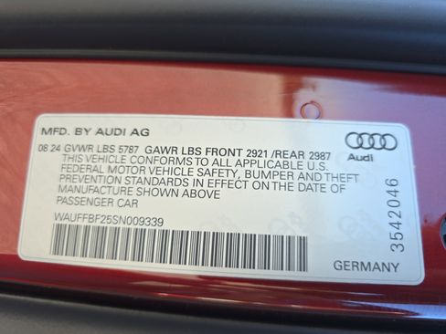 Certified 2025 Audi S6 Prestige image 34