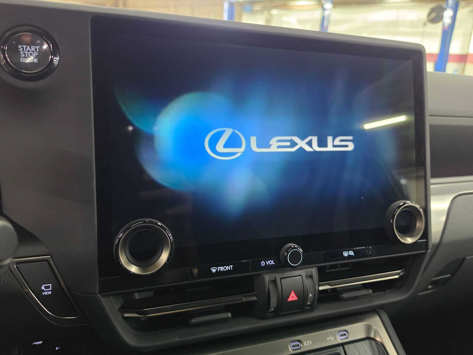 Used 2024 Lexus GX 550 w/ Cold Area Package AWD/4WD image 27