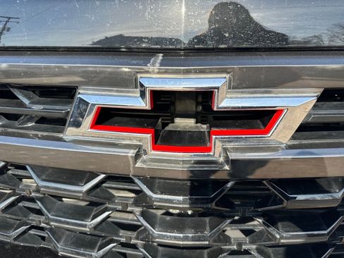 Certified 2023 Chevrolet Silverado 1500 ZR2 image 32