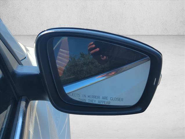 Used 2013 Volkswagen Beetle 2.0T FWD image 4
