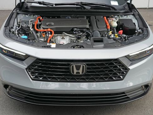 Used 2023 Honda Accord Sport image 7