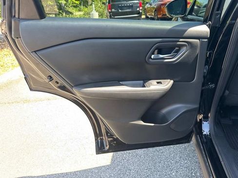 Certified 2024 Nissan Rogue SV AWD/4WD image 16