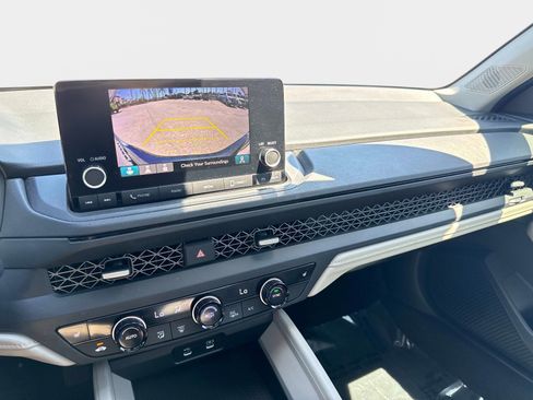 Used 2023 Honda Accord EX image 23