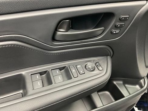 Used 2026 Honda Odyssey EX-L image 9