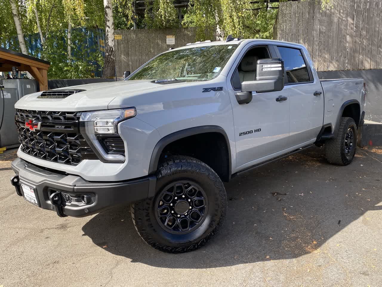Used 2025 Chevrolet Silverado 2500 ZR2 w/ ZR2 Bison Edition AWD/4WD image 1
