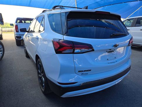 Used 2022 Chevrolet Equinox RS w/ RS Leather Package image 3