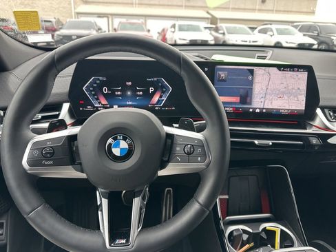 Used 2025 BMW X2 xDrive28i w/ Premium Package image 6