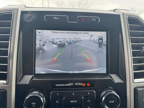 Used 2017 Ford F250 Lariat w/ FX4 Off-Road Package image 25