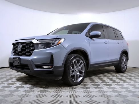 Used 2023 Honda Passport EX-L image 2