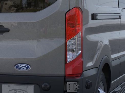 New 2026 Ford Transit 350 148 Medium Roof AWD image 21