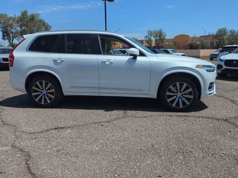 Certified 2025 Volvo XC90 B6 Core AWD/4WD image 6