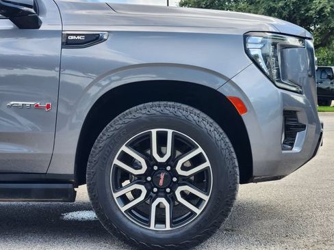 Used 2022 GMC Yukon AT4 AWD/4WD image 9