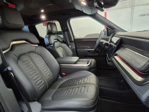 Used 2023 Rivian R1T Adventure image 30