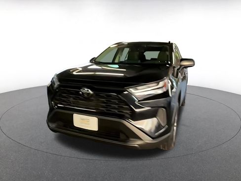 Used 2025 Toyota RAV4 LE image 16