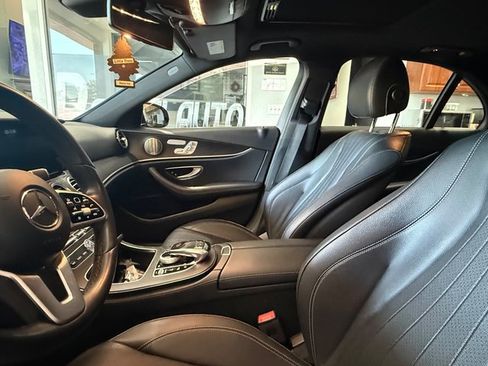 Used 2019 Mercedes-Benz E 300 image 7