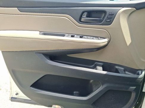 Used 2018 Honda Odyssey EX-L image 21