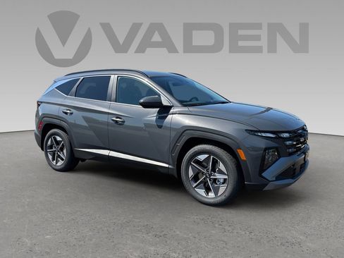 New 2026 Hyundai Tucson SEL FWD image 1