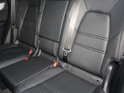 New 2026 Porsche Cayenne S image 22