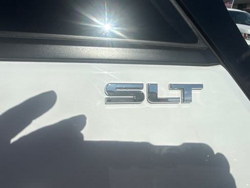 Used 2019 GMC Terrain SLT w/ Preferred Package AWD/4WD image 12