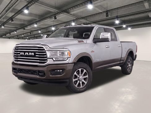 Used 2023 RAM 2500 Limited AWD/4WD image 1
