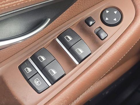 Used 2016 BMW 535i xDrive 535i xDrive image 25