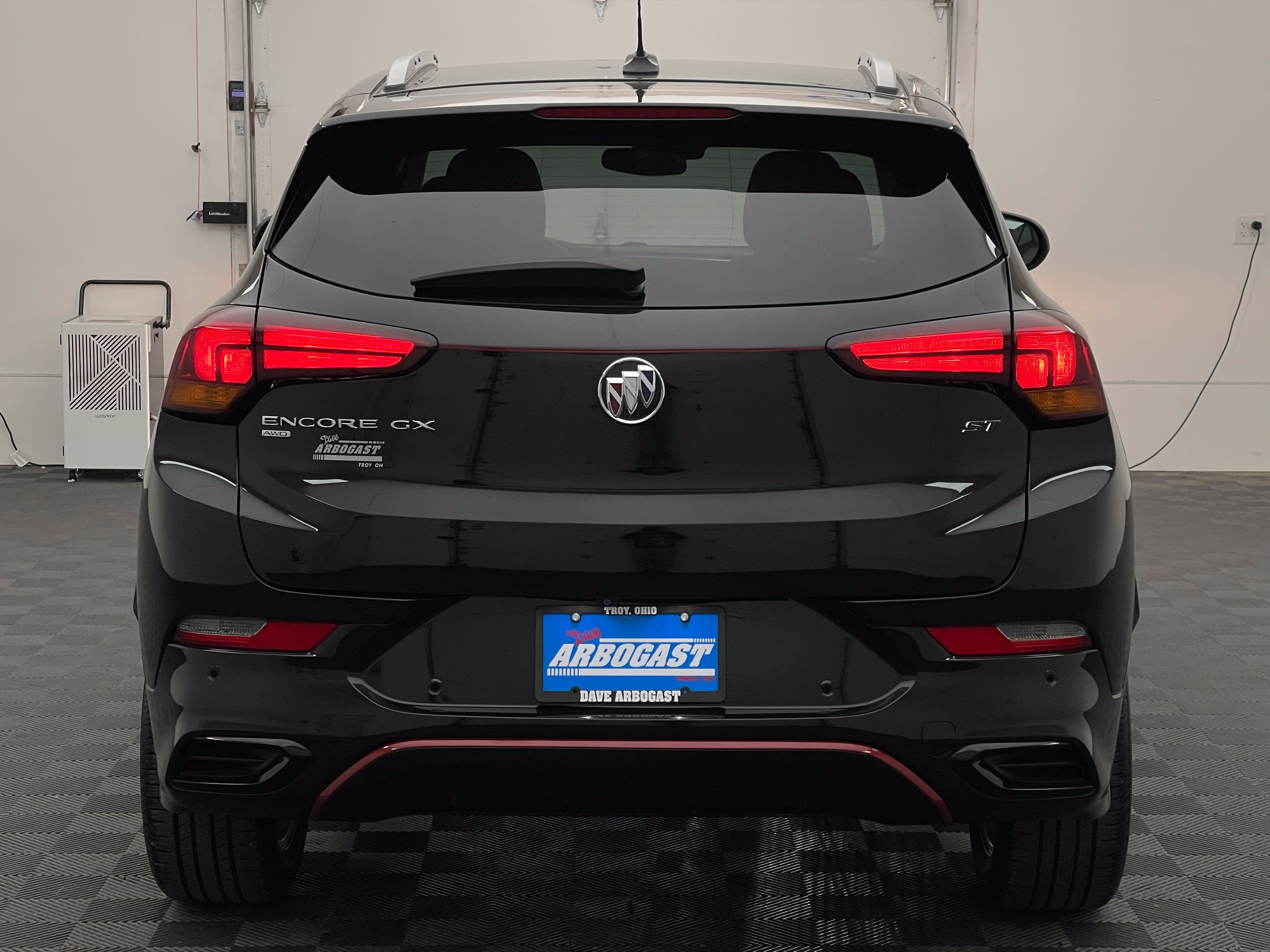 Used 2021 Buick Encore GX Select w/ Advanced Technology Package AWD/4WD image 8