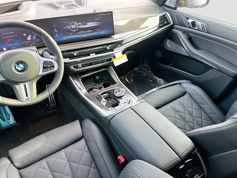 New 2026 BMW X5 M60i AWD/4WD image 18