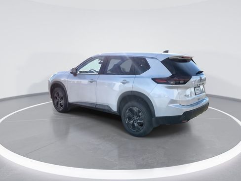 New 2026 Nissan Rogue SV FWD image 6