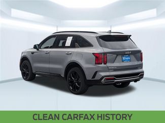 Used 2023 Kia Sorento SX FWD video 3