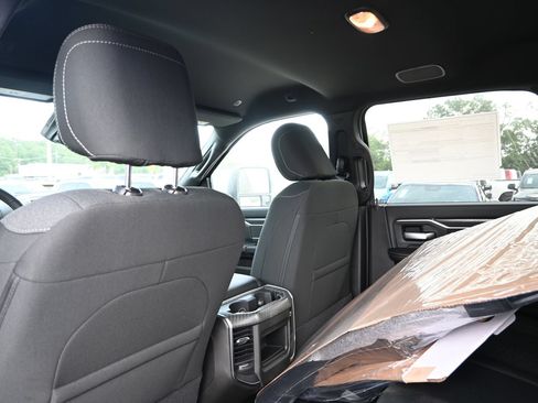 New 2026 RAM 3500 Big Horn AWD/4WD image 24