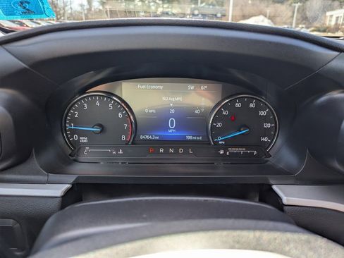 Used 2021 Ford Explorer XLT image 23