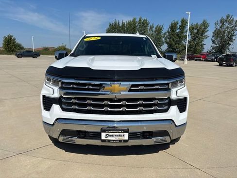 Used 2024 Chevrolet Silverado 1500 LTZ w/ LTZ Premium Package AWD/4WD image 40