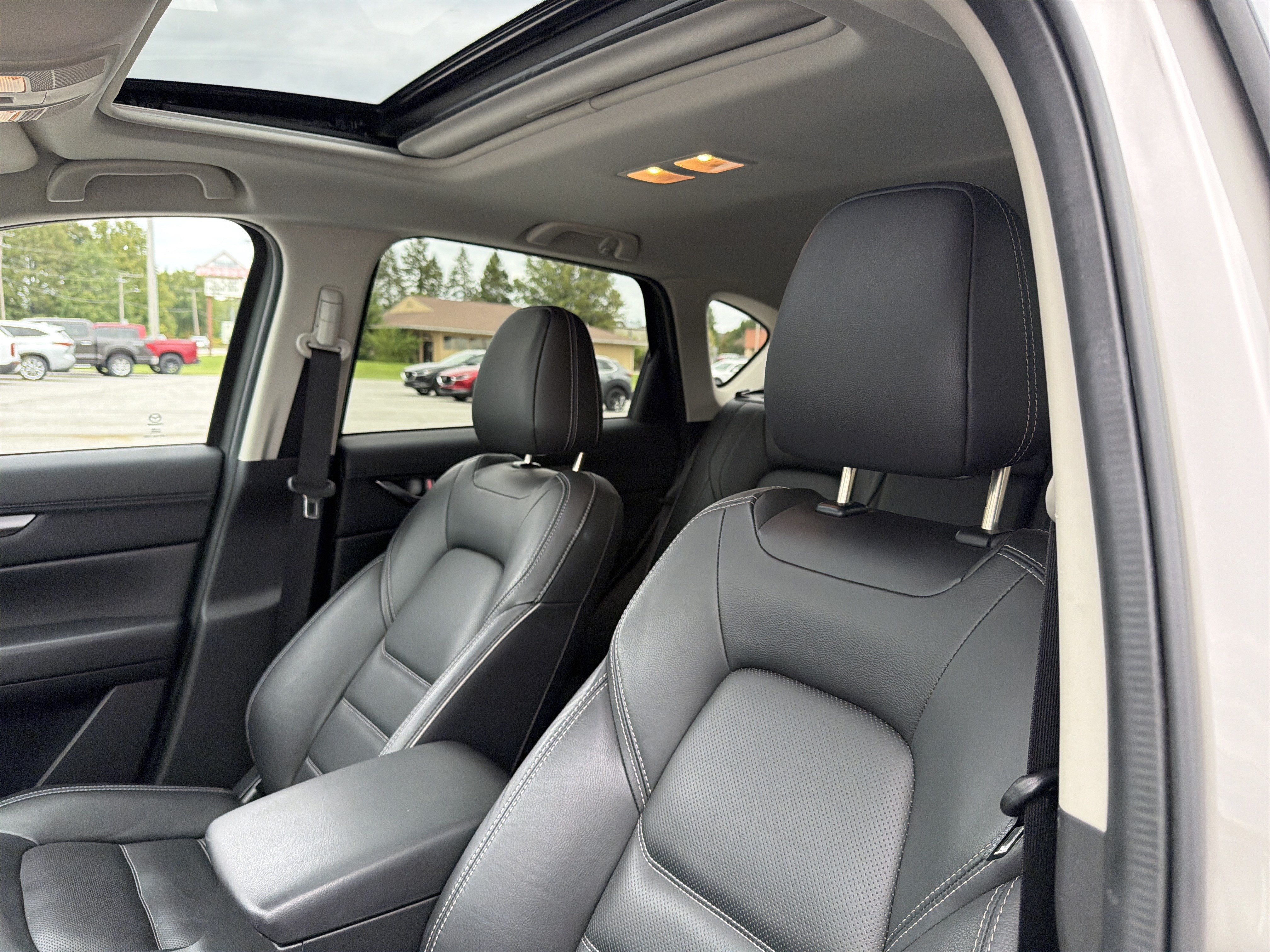 Certified 2025 MAZDA CX-5 AWD 2.5 S w/ Preferred Package image 13