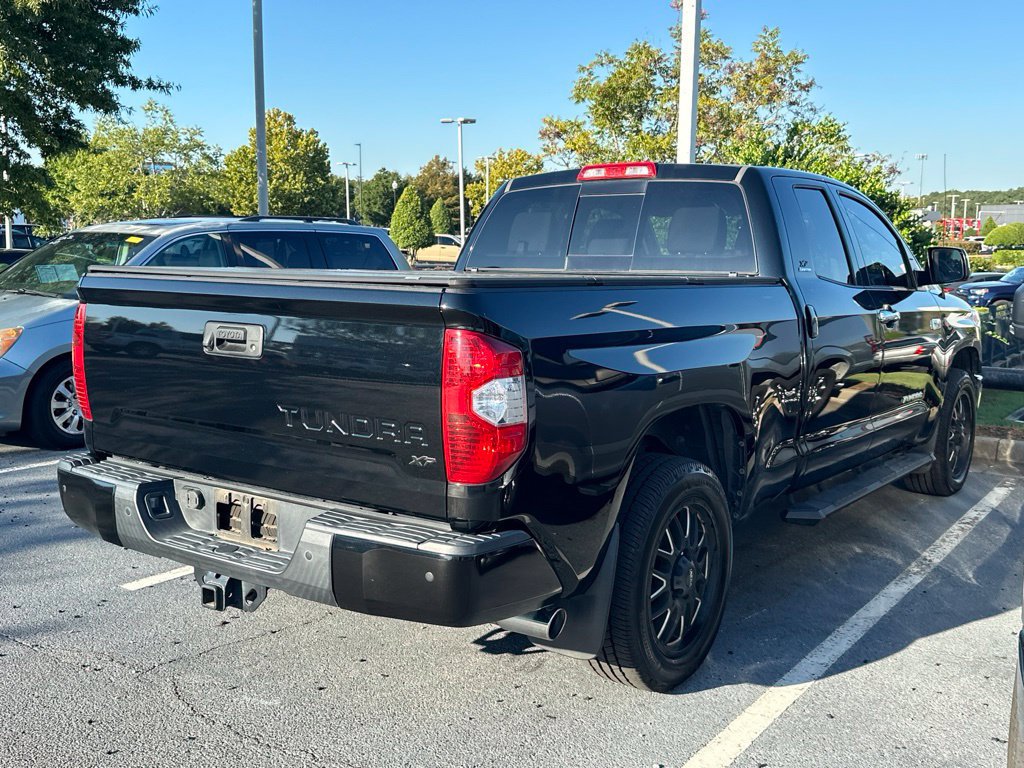 Used 2018 Toyota Tundra Limited w/ Limited Premium Package RWD image 3