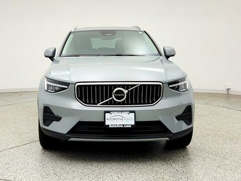 Used 2025 Volvo XC40 B5 Core w/ Protection Package Premier AWD/4WD image 2