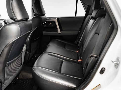 Used 2013 Toyota 4Runner SR5 image 37