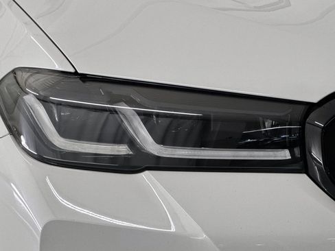 Used 2023 BMW 530i w/ M Sport Package RWD image 10