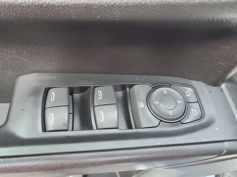 Certified 2019 Chevrolet Silverado 1500 Custom Trail Boss w/ Custom Convenience Package AWD/4WD image 19