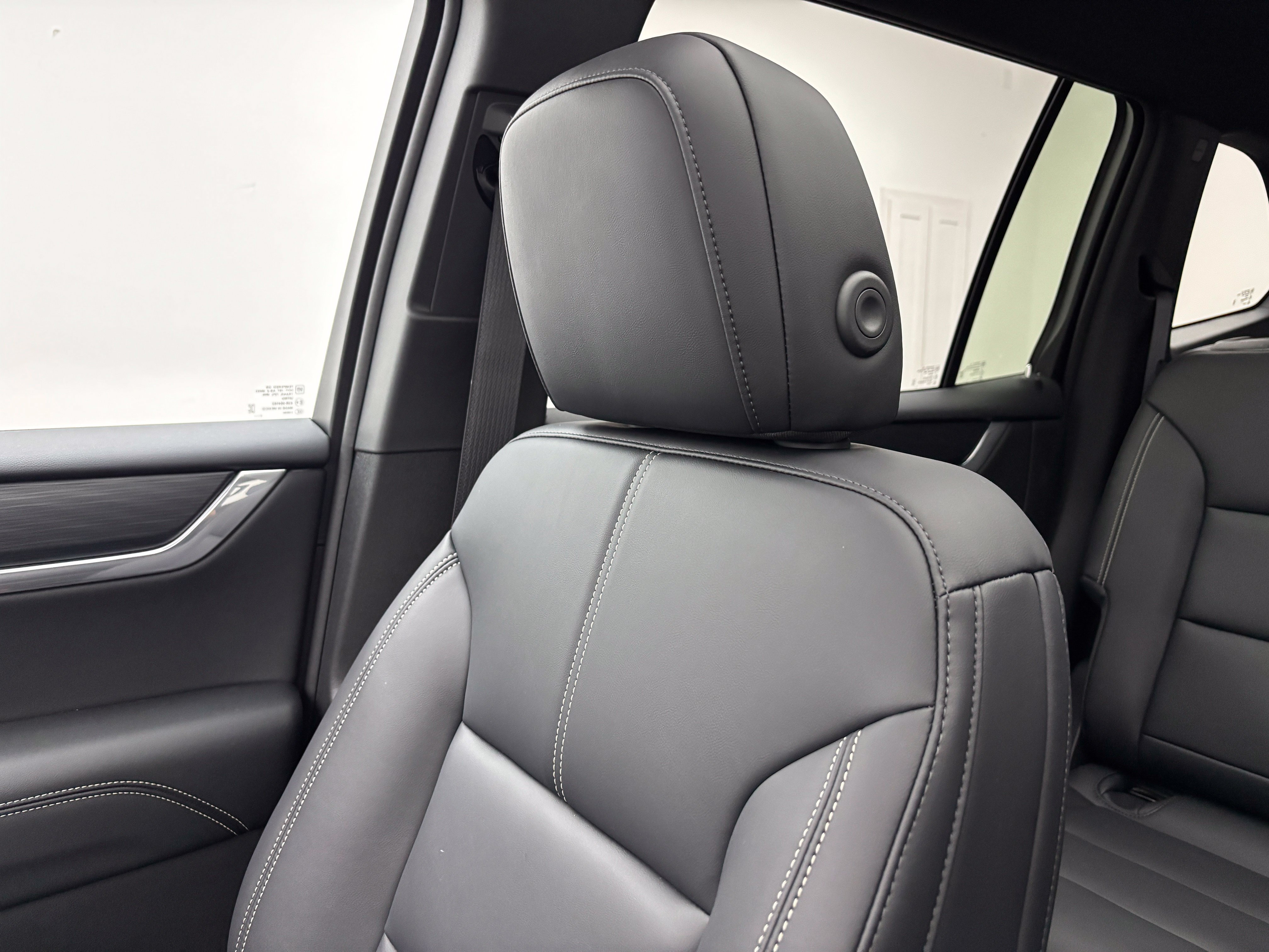 New 2027 GMC Acadia Elevation w/ Elevation Premium Package AWD/4WD image 48
