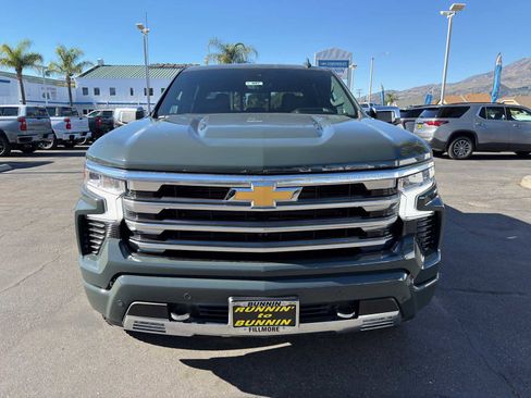 New 2026 Chevrolet Silverado 1500 High Country w/ Technology Package AWD/4WD image 3