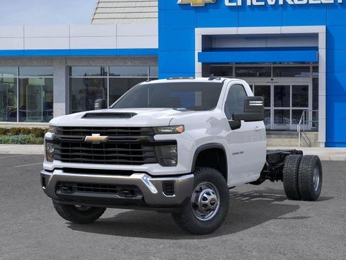 New 2026 Chevrolet Silverado 3500 W/T w/ WT Convenience Package RWD image 6