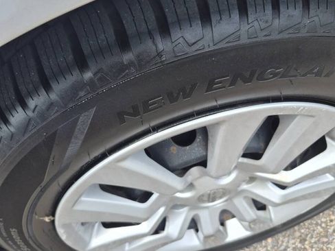 Used 2013 Nissan Altima 2.5 S FWD image 17