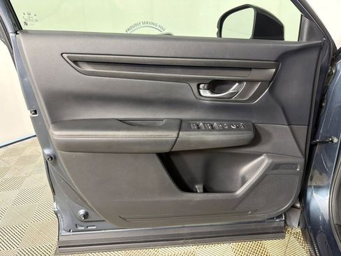 Used 2023 Honda CR-V Sport image 11