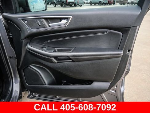 Used 2023 Ford Edge Titanium AWD/4WD image 22