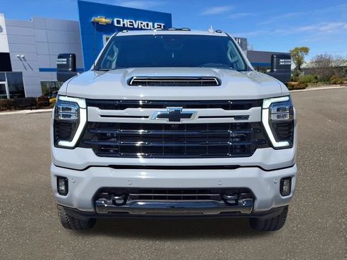 Used 2024 Chevrolet Silverado 2500 LTZ w/ LTZ Plus Package AWD/4WD image 24