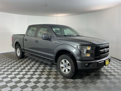 Used 2016 Ford F150 XL w/ Equipment Group 101A Mid image 3